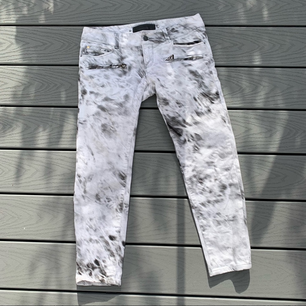Barbara Bui Straight Leg Jeans white-black abstract pattern Women’s Size 28